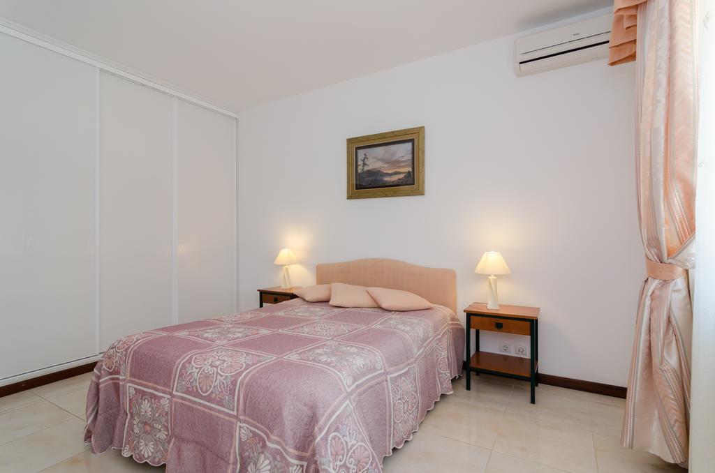 Villa Do Monte Monte Raposo Rum bild