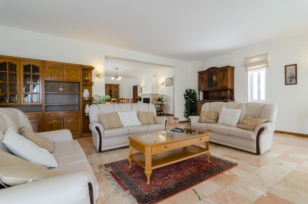 Villa Do Monte Monte Raposo Rum bild